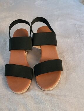 Tommy Bahama Wedges